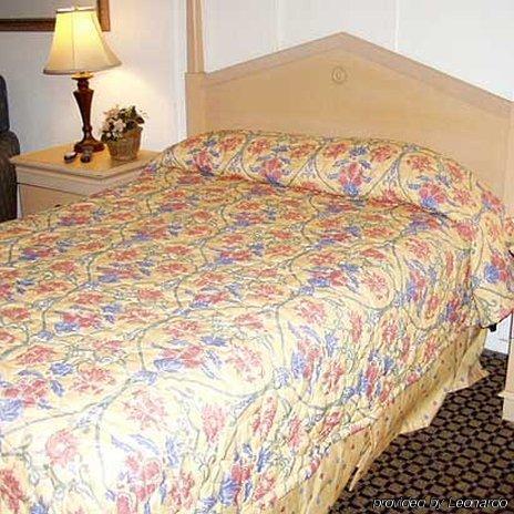 Stockton Travelers Motel الغرفة الصورة