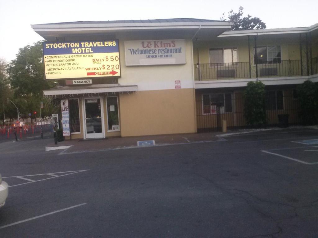 Stockton Travelers Motel المظهر الخارجي الصورة