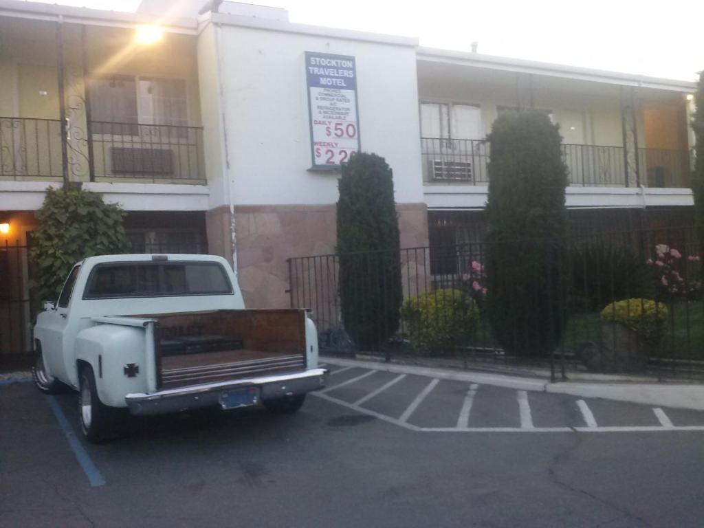 Stockton Travelers Motel المظهر الخارجي الصورة